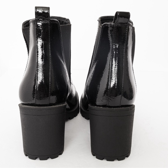 Patent leather look lug sole Chelsea boot black Dirty Laundry Lita 8.5 fall boot - Picture 4 of 16